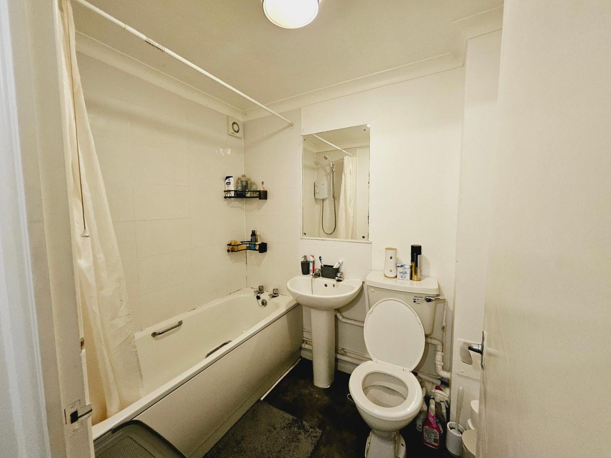 Lovely Fully Furnished One Bed Flat To Let Enfield Eksteriør billede